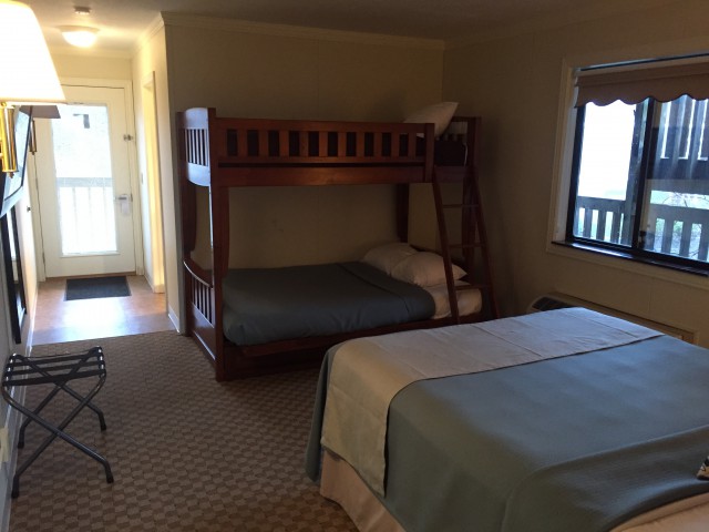Mini suite full-twin bunk 2